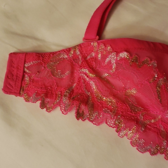 36DD La Senza "Beyond Sexy - Ultimate Plunge" - Picture 5 of 7